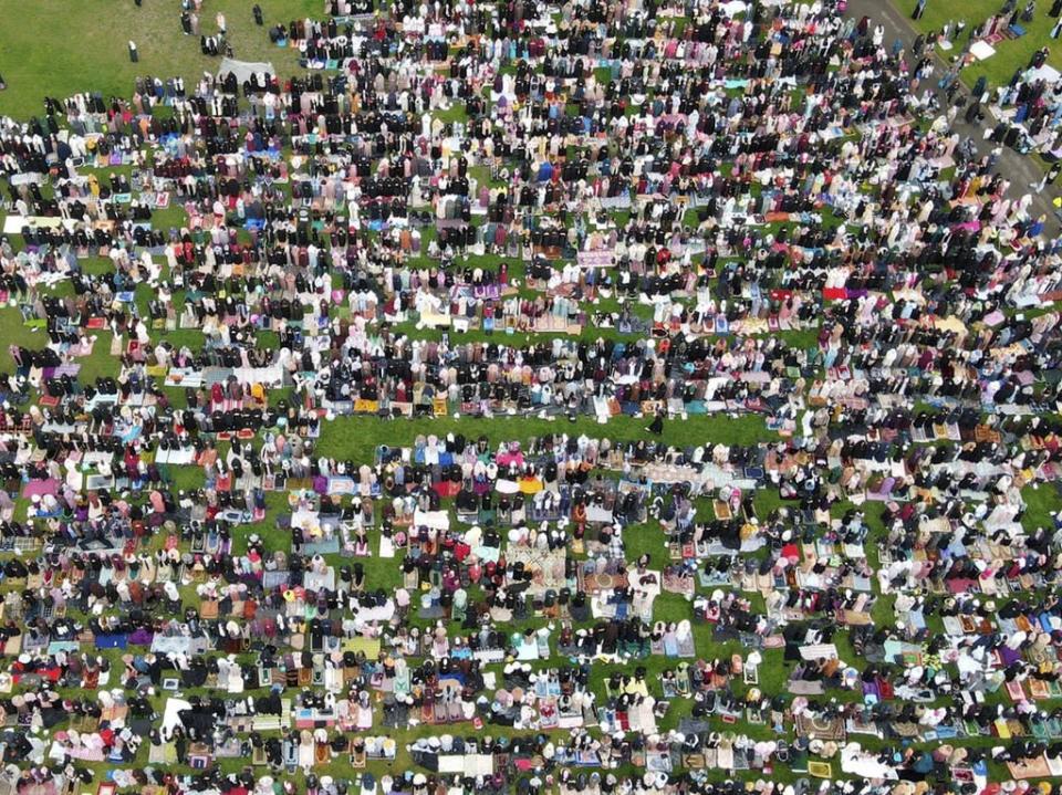 30,000 people took part in Eid prayers in a Birmingham park  ( Kamran J @visuals.k / SWNS)