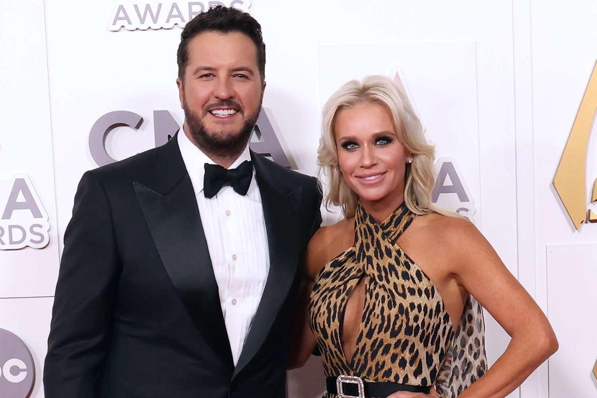 luke-bryan-celebrates-wedding-anniversary-with-wife-caroline-happy-17-years-together-love