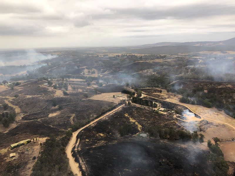 Una vista aérea muestra las secuelas de los incendios forestales en Bairnsdale, Victoria, Australia