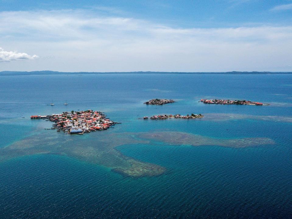 An aerial view of the islands of Carti Sugtupu, Carti Yandup, and Carti Tupile.