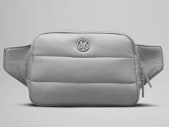 Lululemon's belt bag now comes with a longer strap — and it's perfect for  Christmas