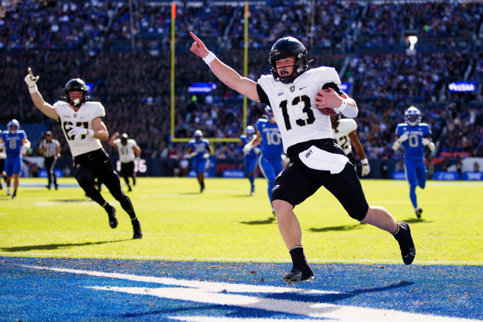 Army QB Bryson Daily rushes for a touchdown against Air Force. (Justin Edmonds/Getty Images)