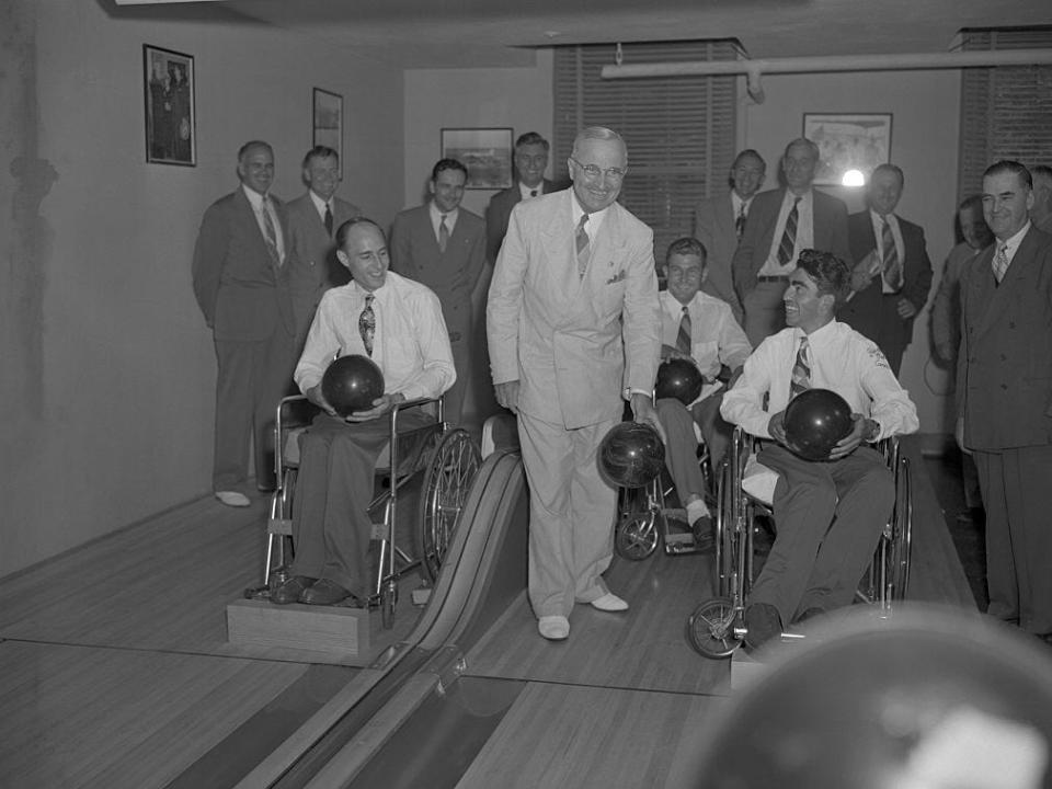 white house bowling alley