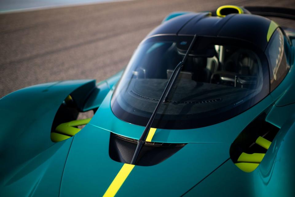 aston martin valkyrie