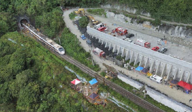 太魯閣號事故造成嚴重死傷，台鐵被依違反職安法開罰30萬。   圖：運安會／提供(資料照)