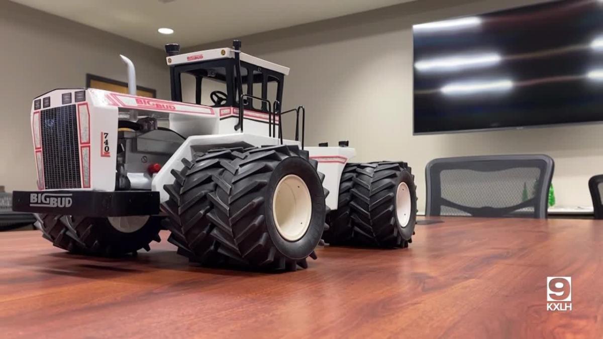 Big Equipment Company will produce new 'Big Bud' tractors