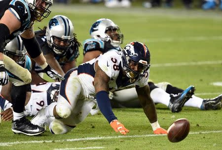 Feb 7, 2016; Santa Clara, CA, USA; Denver Broncos outside linebacker Von Miller (58) dives for a fumble by the Carolina Panthers in the fourth quarter in Super Bowl 50 at Levi's Stadium. Mandatory Credit: Robert Hanashiro-USA TODAY Sports