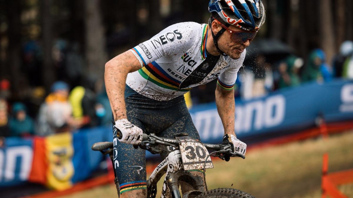 World Championships: Tom Pidcock smashes the field to win mountain bike  cross-country rainbow jersey