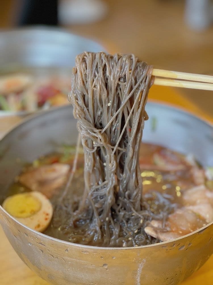 Mul-naengmyeon