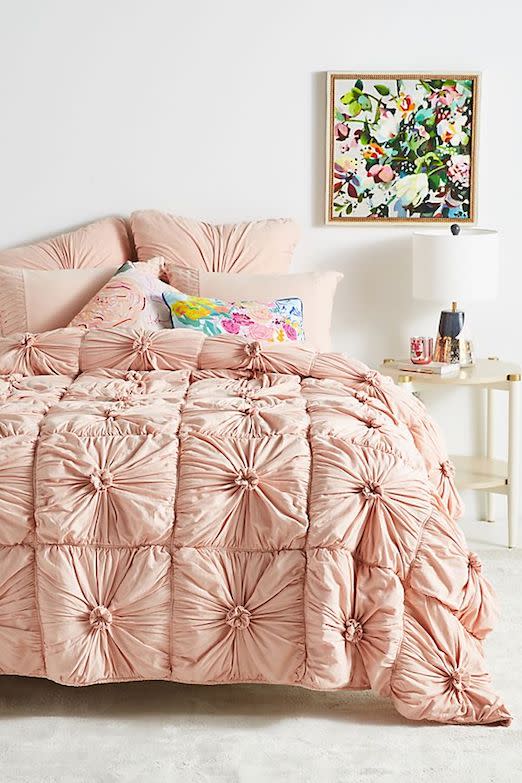 Organic Rosette Quilt