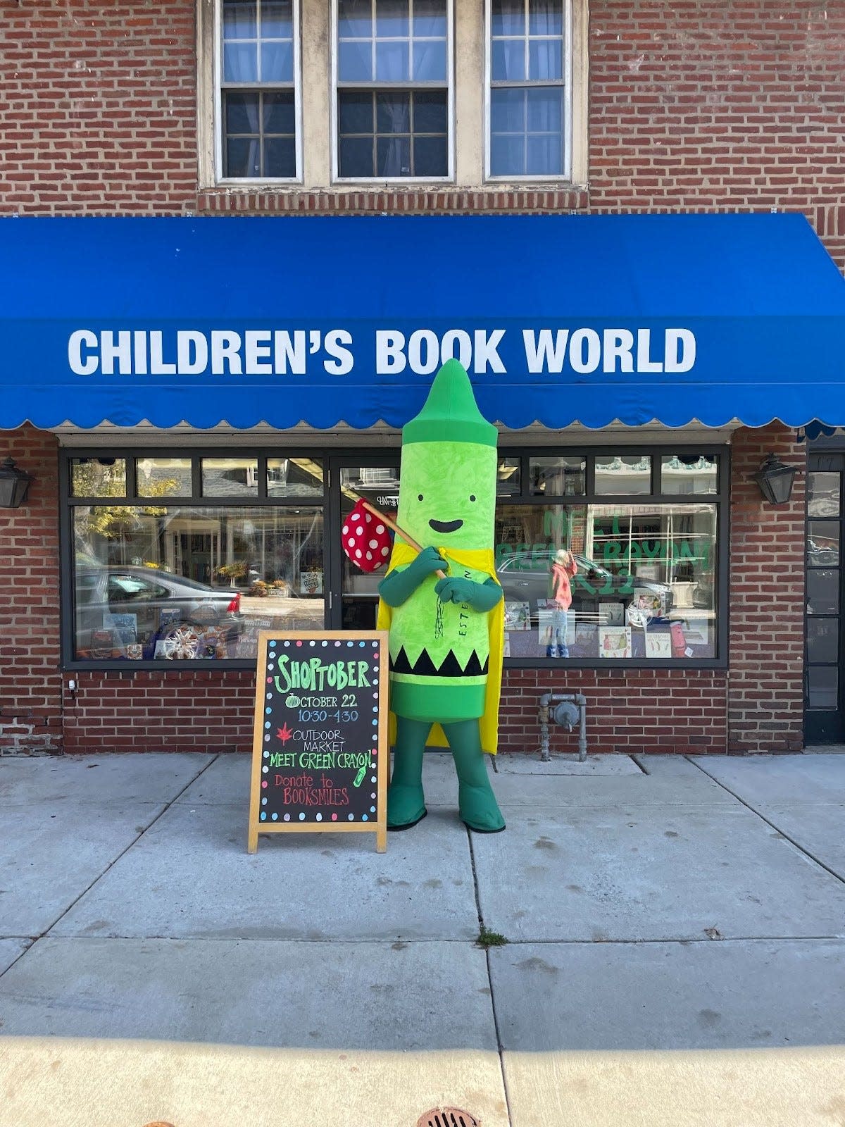 The welcoming front door of Children’s Book World in Haverford, Pennsylvania.