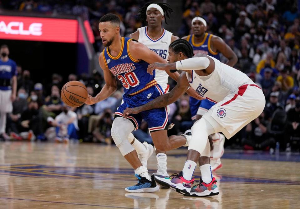 Golden State Warriors guard Stephen Curry (Tonly Avelar/AP) (AP)