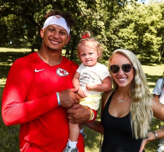Patrick Mahomes Jumps into Pool After He & Brittany Matthews