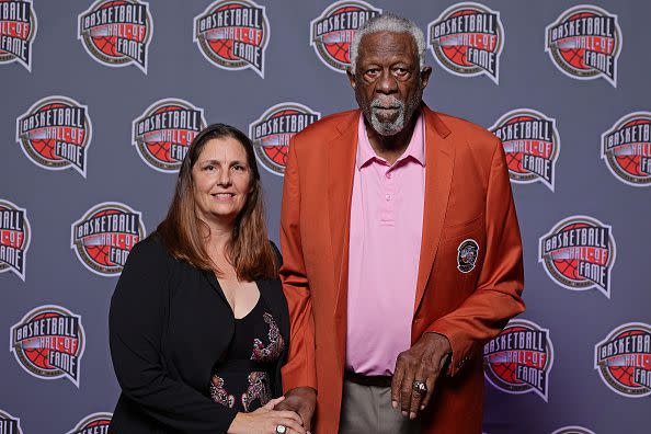 UNCASVILLE, CT - SEPTEMBER 10: Bill Russell and his wife, Jeannine Russell pose for a portrait during the Class of 2021 Tip-Off Celebration and Awards Gala as part of the 2021 Basketball Hall of Fame Enshrinement Ceremony on September 10, 2021 at the Mohegan Sun Arena at Mohegan Sun in Uncasville, Connecticut. NOTE TO USER: User expressly acknowledges and agrees that, by downloading and/or using this photograph, user is consenting to the terms and conditions of the Getty Images License Agreement. Mandatory Copyright Notice: Copyright 2021 NBAE (Photo by Nathaniel S. Butler/NBAE via Getty Images)