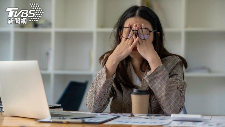 女網友擔心，明知公司缺人卻提離職很過分。（示意圖，非當事人／Shutterstock達志影像）