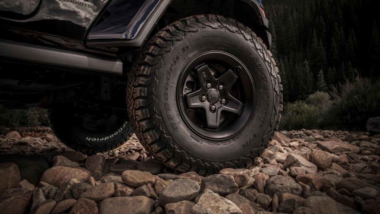 2024 jeep gladiator willys with aev upfit