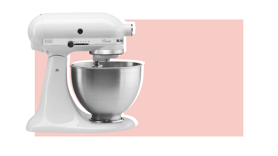 Mother&#x002019;s Day gifts for moms who like cooking and baking: stand mixer.