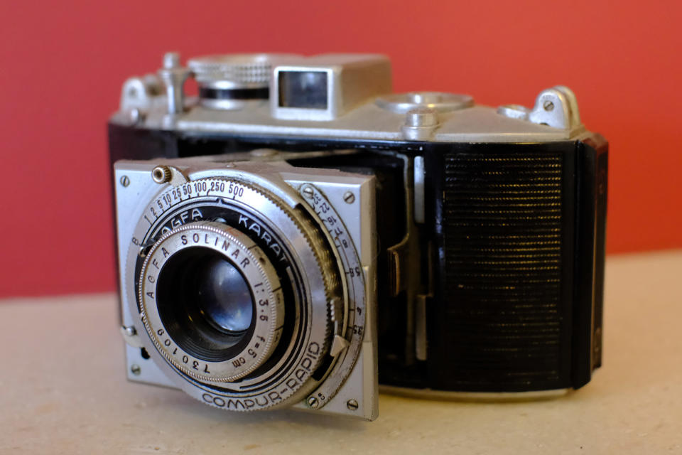 A vintage camera photographed with the TTArtisan 25mm F/2 lens for Fujifilm X mirrorless cameras