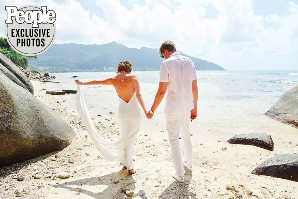 Keltie Knight & Husband Chris Renew Vows on East African Island 'We