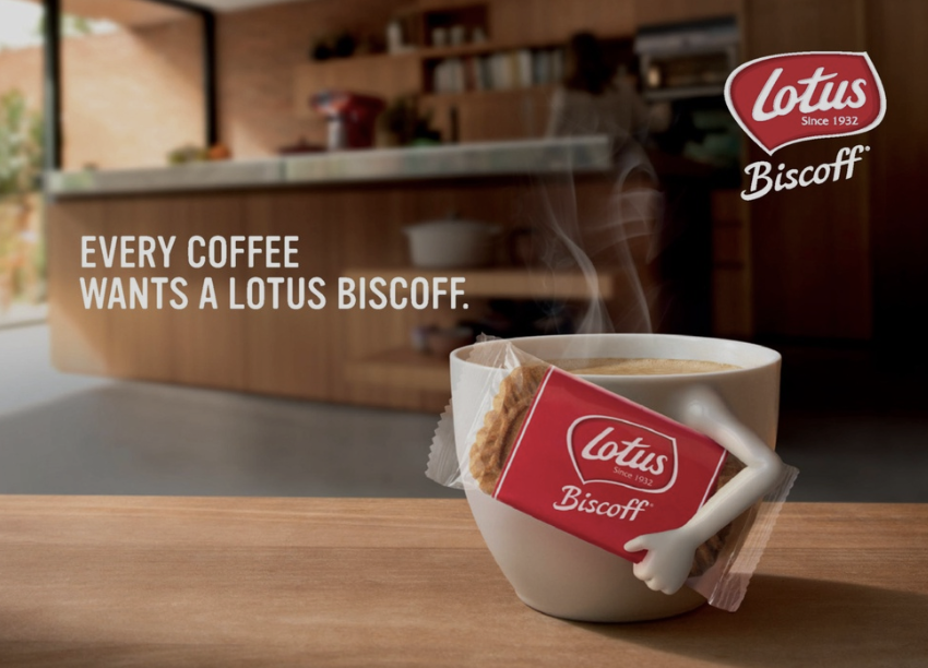 Lotus Biscoff – Caramelized Biscuit Cookie, 2P x 8 counts, 124g. PHOTO: Shopee