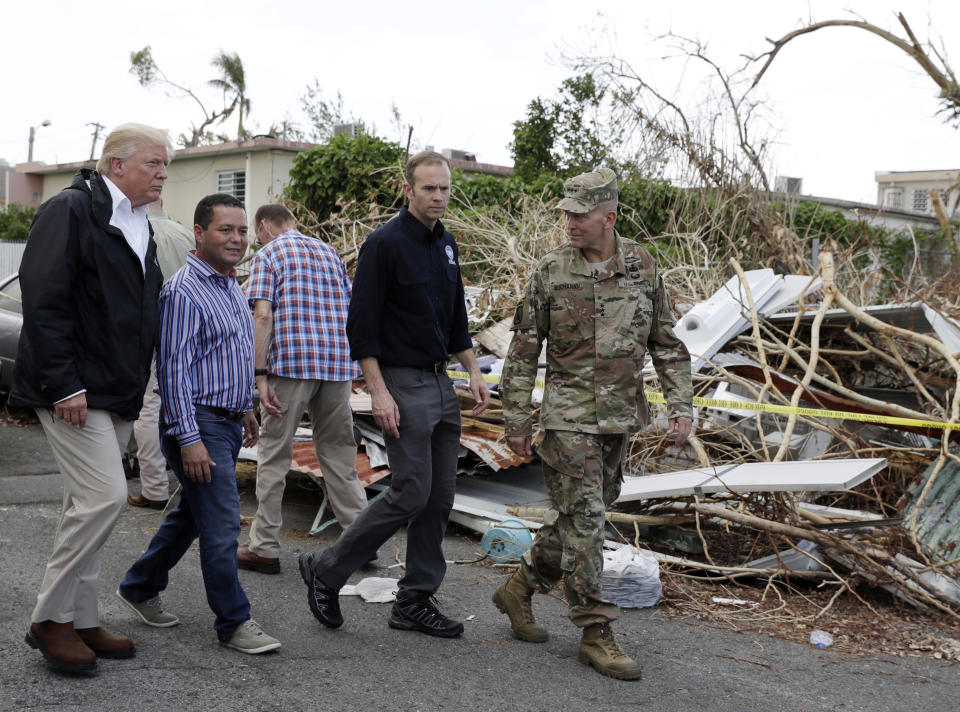 Trump: Puerto Rico no sufre "una catástrofe real"; como la del huracán Katrina