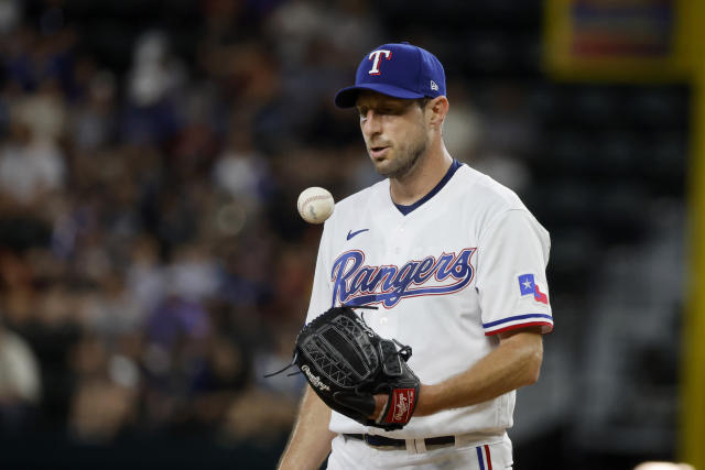 Opening Day of the Texas Rangers' First MLB Season - Refusing to Forget