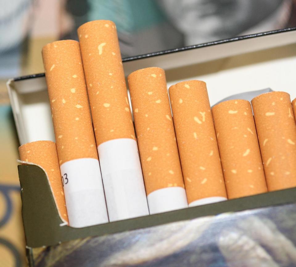Ärgerlich für Raucher – auch in vielen anderen Supermärkten: Die Zigarettenregale sind nicht selten an den falschen Kassen aufgeschlossen. Oder aber, es sind nur noch die falschen Marken übrig.