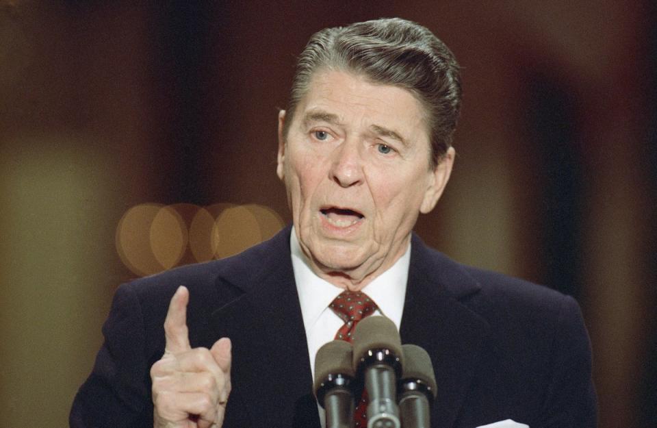 Ronald Reagan (AP)