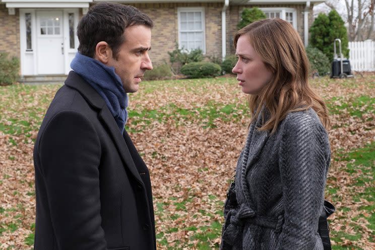 THE GIRL ON THE TRAIN, from left: Justin Theroux, Emily Blunt, 2016. ph: Barry Wetcher/©Universal /courtesy Everett collection.