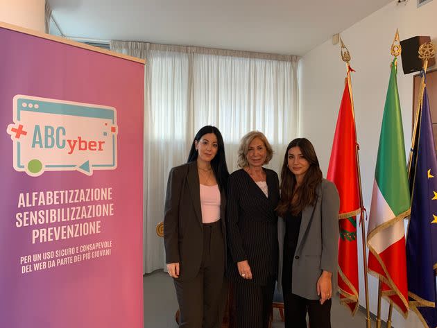 Le giuriste Giulia Perrone e Roberta Brega insieme all'Assessore alle Politiche Sociali e Lavoro del Comune di Fiumicino, Anna Maria Anselmi (Photo: ABCyber)