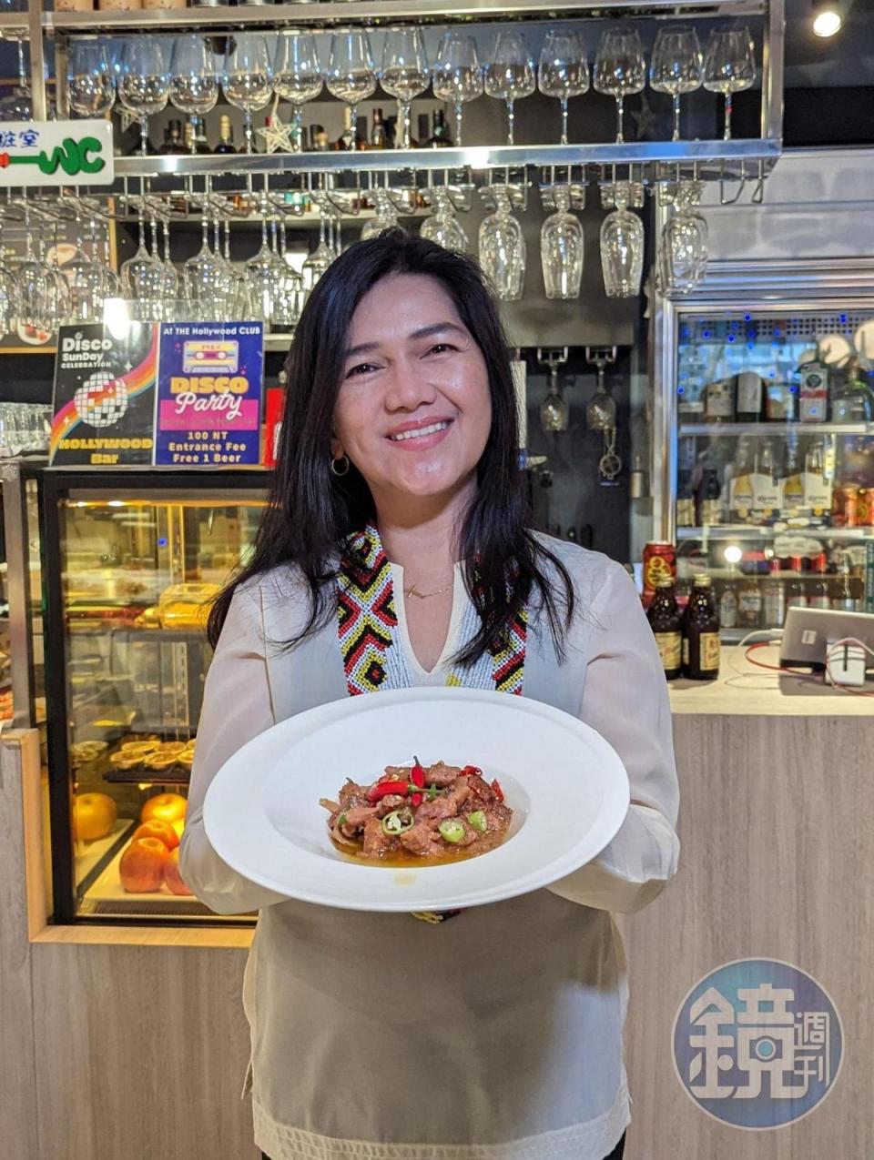 菲律賓觀光部台灣分處處長海瑟（Hazel Habito Javier）推廣菲律賓美食不遺餘力。