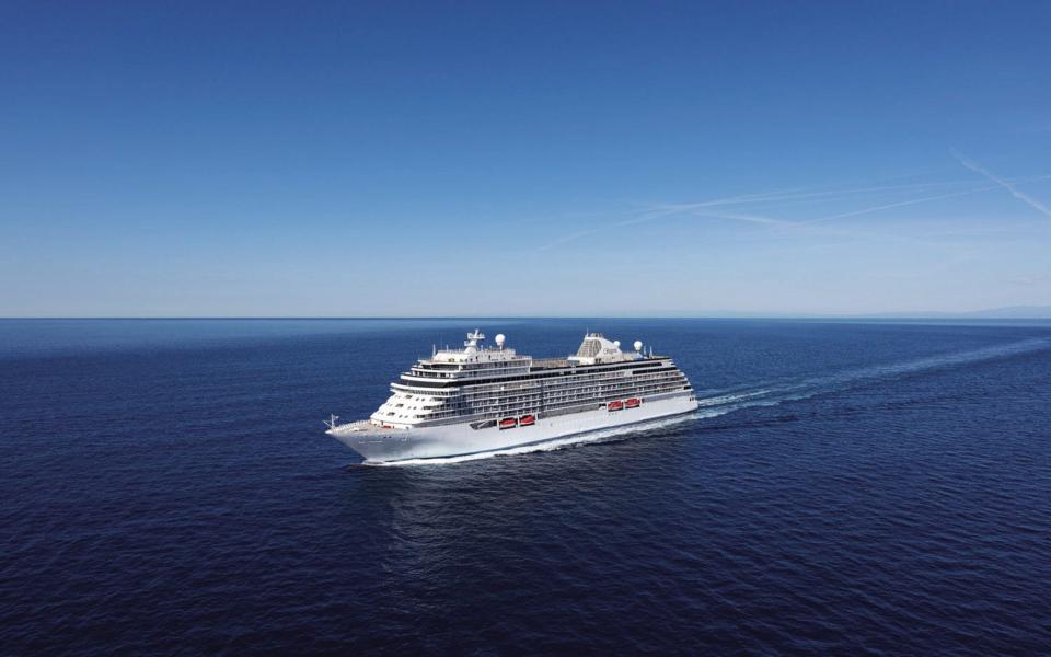 Seven Seas Explorer - Regent Seven Seas Cruises