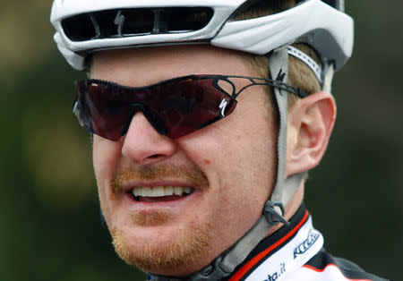 FILE PHOTO: U.S. cyclist Floyd Landis waits before heading out on a training ride with his new team in Temecula, California ,in this January 25, 2009 file photo. REUTERS/Mike Blake