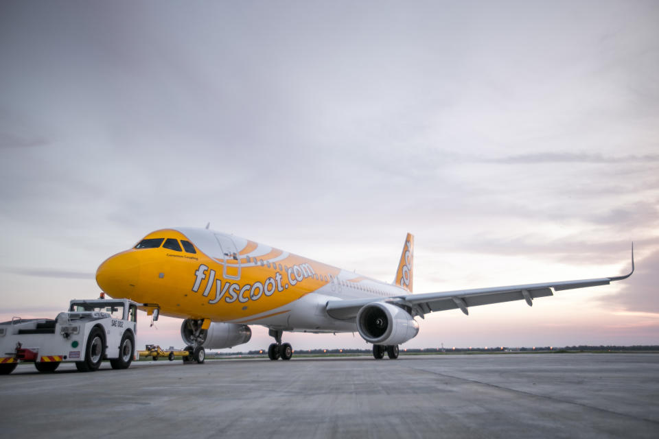 ▲24 日酷航一架 A320-232 客機，自新加玻飛往桃園機場途中，機艙出現客艙失壓警告，飛安會認定為飛航事故將介入調查。（圖／酷航）