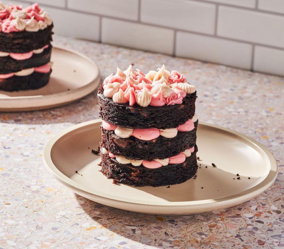 Mini Chocolate and Raspberry Cakes