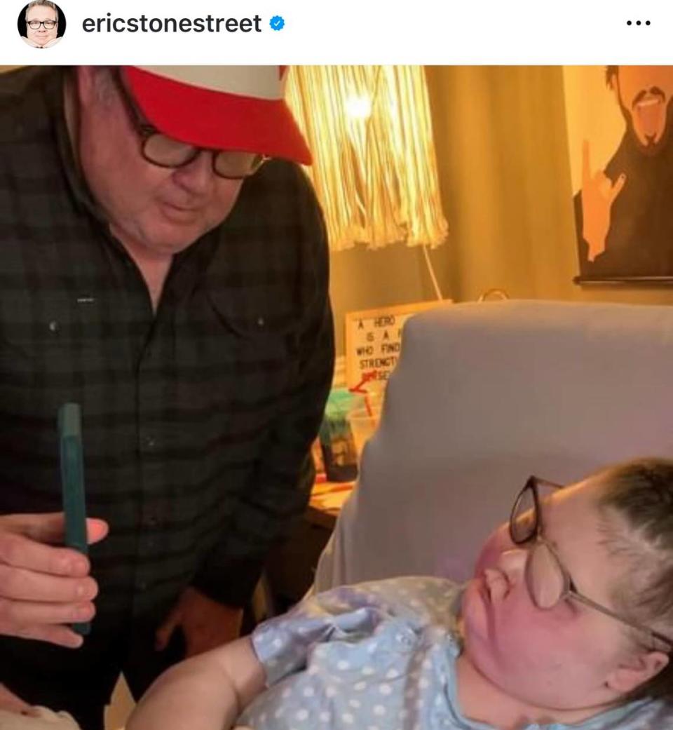 Eric Stonestreet played a message from Royals shortstop Bobby Witt Jr. to Isabelle Sears, a 22-year-old Missouri hospice patient. Instagram/Eric Stonestreet