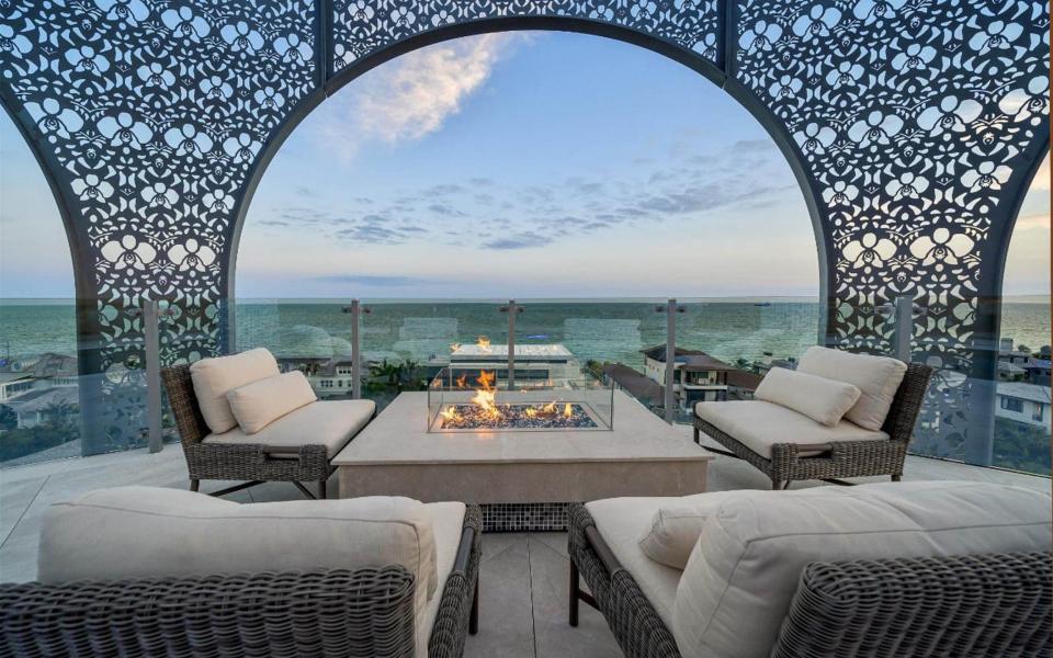 FTX founder Sam Bankman-Fried's Bahamas penthouse, recently listed for sale for $40m - PLANET PHOTOS