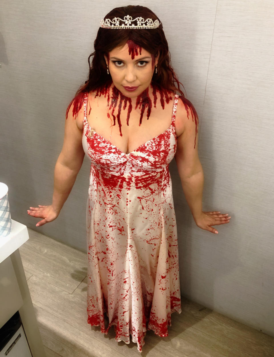 <p>The <em>One Day At a Time </em>star makes a pretty convincing Carrie! </p>