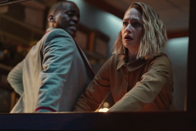 Ncuti Gatwa as Eric Effiong and Jemima Kirke as Hope Haddon in 