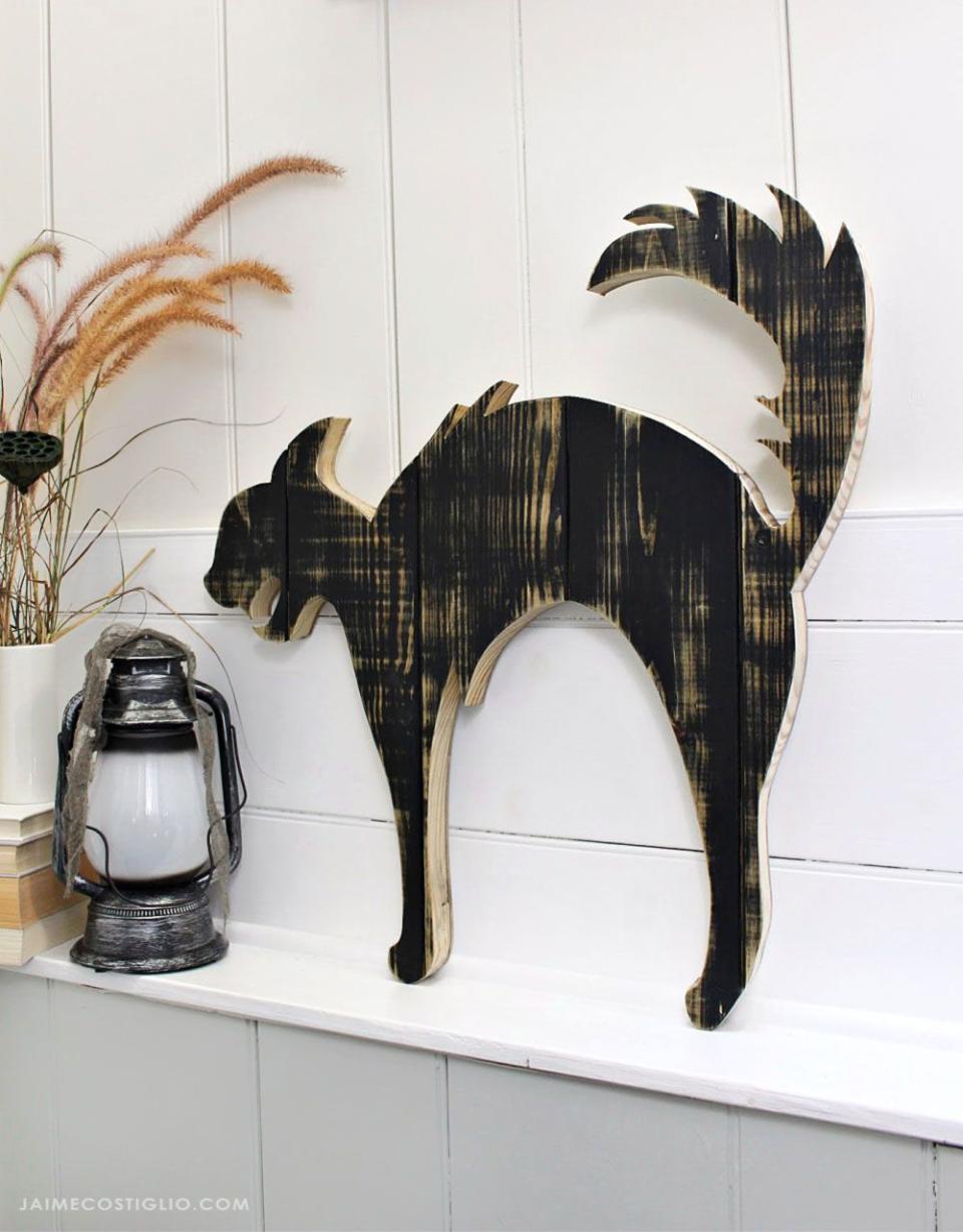 DIY Black Cat Wood Cutout