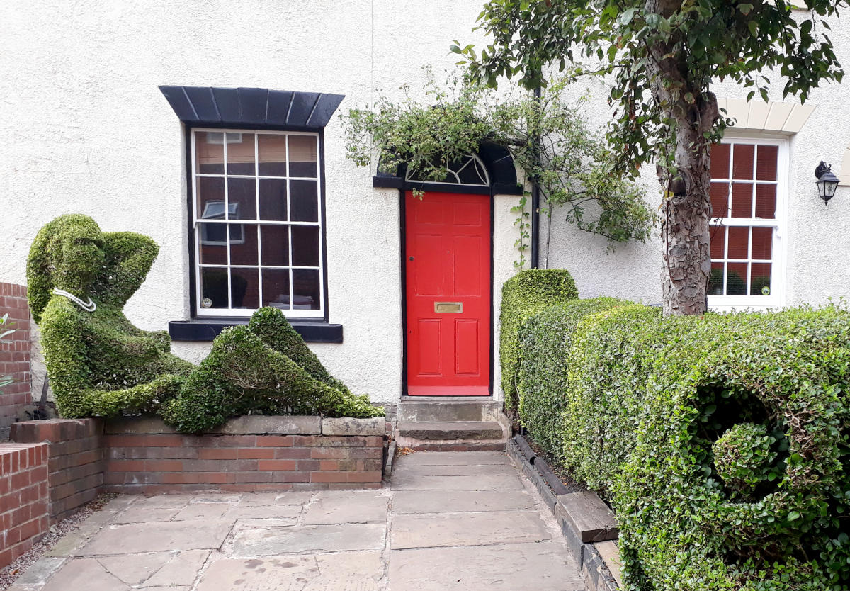 Gardener Forced To Keep Repairing His Woman Shaped Hedge Because Drunks Are Simulating Sex With It