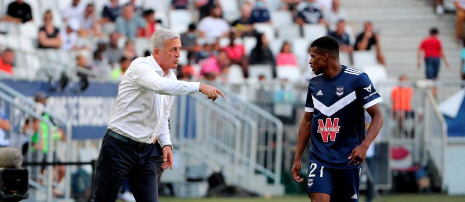 Après avoir sorti les Bleus lors du dernier Euro, Vladimir Petkovic n'a pas trouvé de solution pour redresser les Girondins. 
