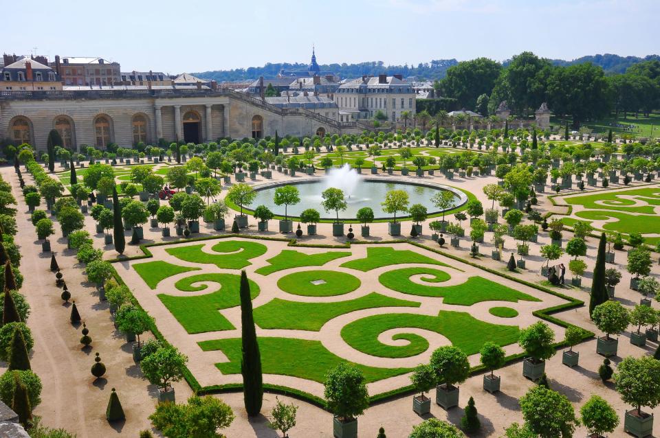 <h1 class="title">Garden at Versailles Palace, Paris</h1><cite class="credit">Photo: Courtesy of Airelles Château de Versailles, Le Grand Contrôle</cite>