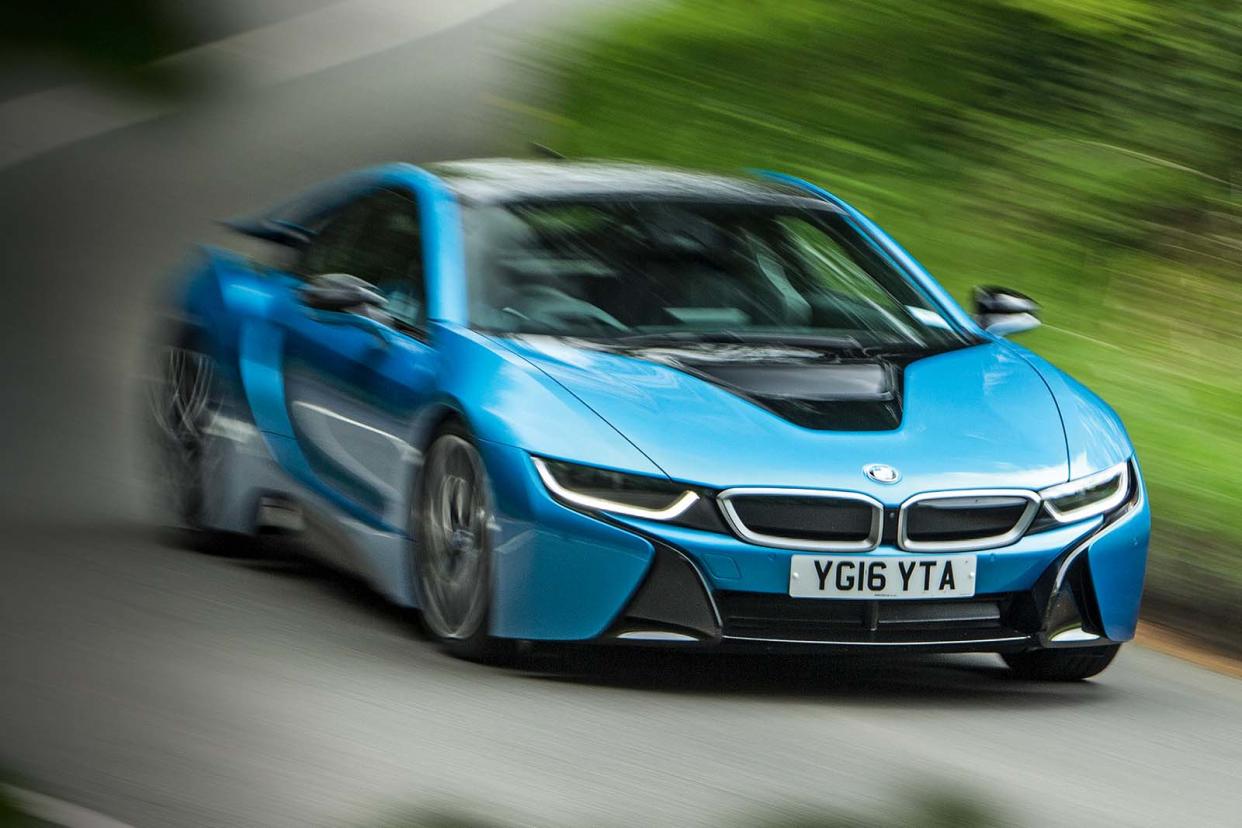 BMW i8 front three quarter