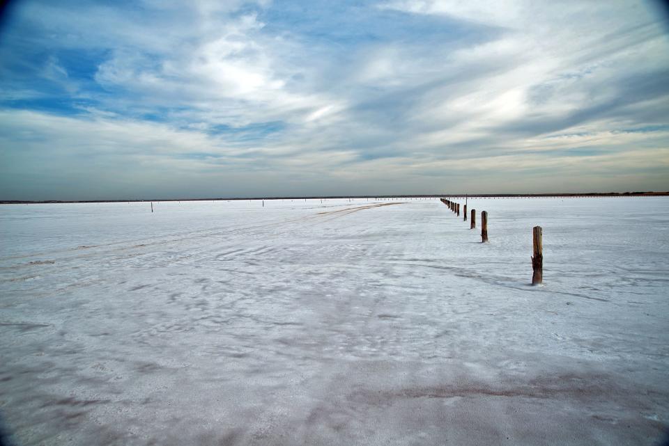 About 120,000 people visit the Salt Plains National Wildlife Refuge every year, with 100,000 people visiting to dig for selenite crystals.