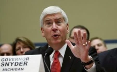 Michigan Governor Rick Snyder testifies before a House Oversight and Government Reform hearing on "Examining Federal Administration of the Safe Drinking Water Act in Flint, Michigan, Part III" on Capitol Hill in Washington March 17, 2016. REUTERS/Kevin Lamarque