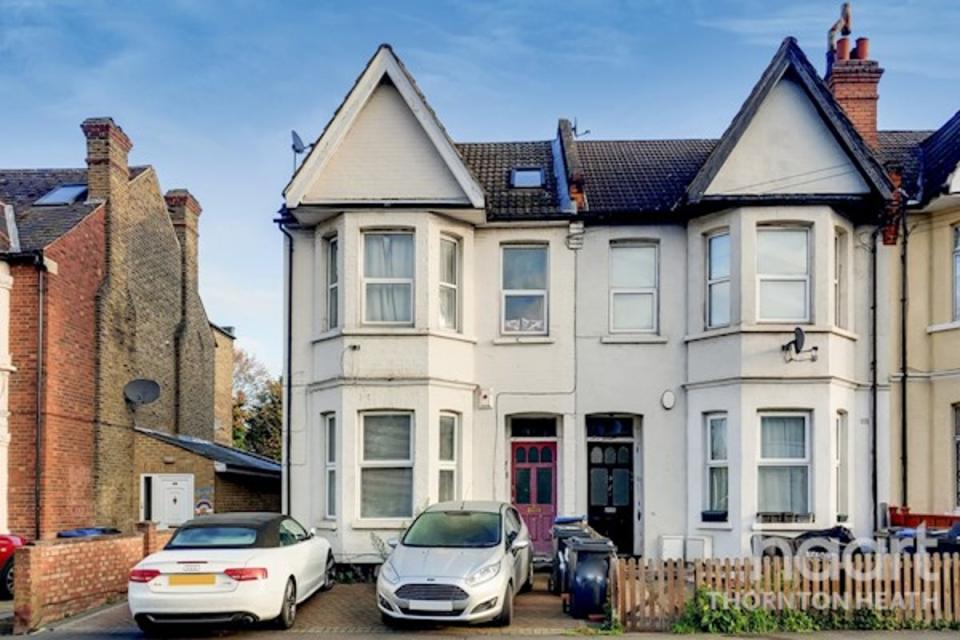 A studio apartment in Melfort Road, Thornton Heath (Haart)