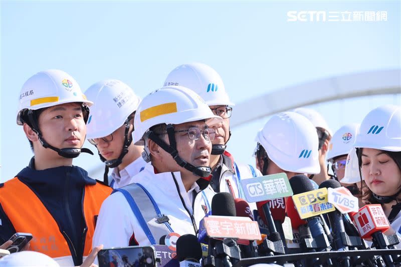 侯友宜視察捷運三鶯線三峽機廠。(圖/記者鄭孟晃攝影)