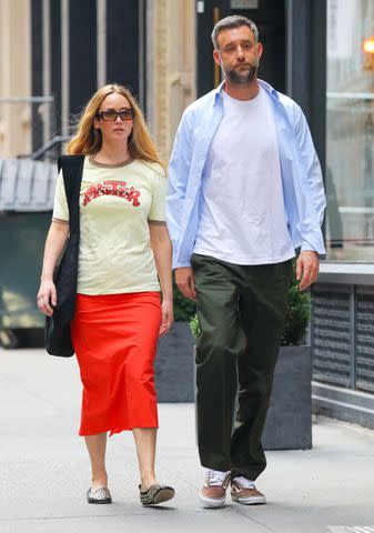 <p>Felipe Ramales / SplashNews</p> Jennifer Lawrence and husband Cooke Maroney