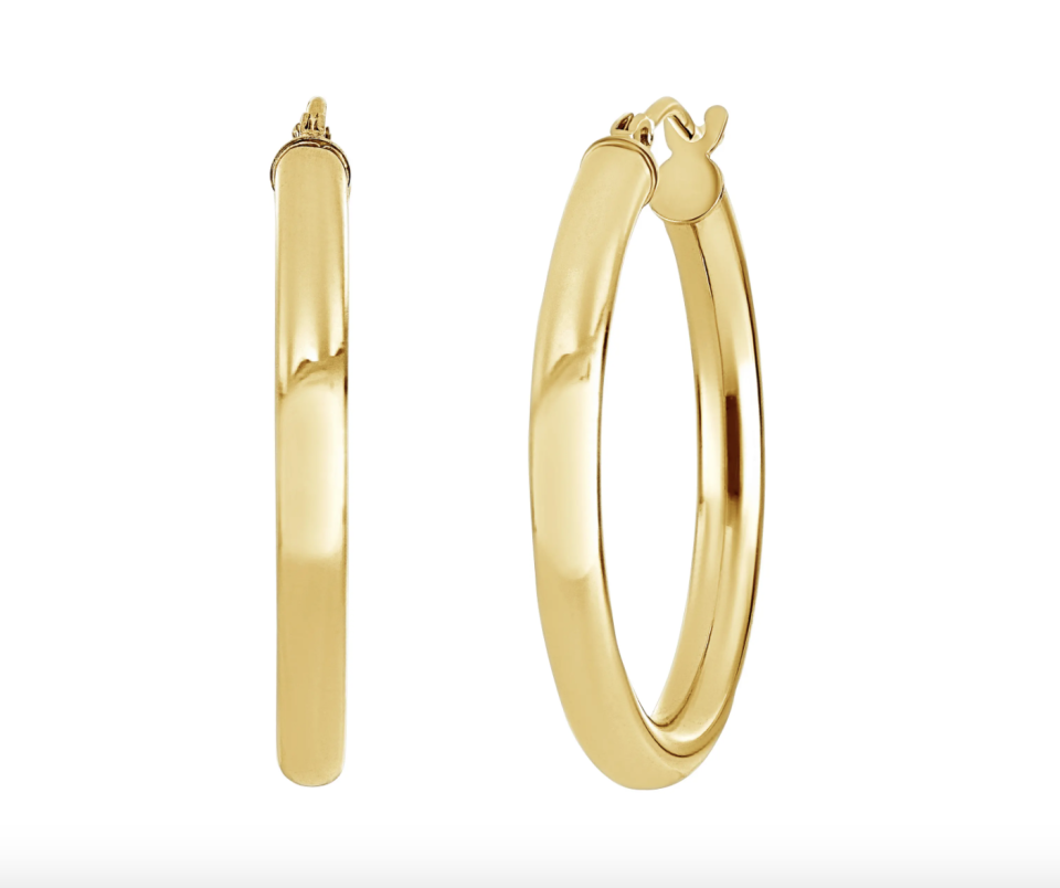 10) 14K Gold Hoop Earrings